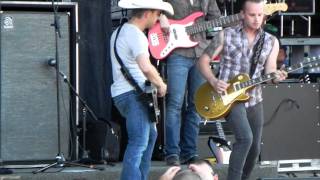 Justin Moore &quot;My Kinda Woman&quot;