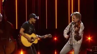 Lars Lilholt. &quot;Sammenholdet er forbi&quot; + &quot;Country Tomgang&quot; med Shaka Loveless.