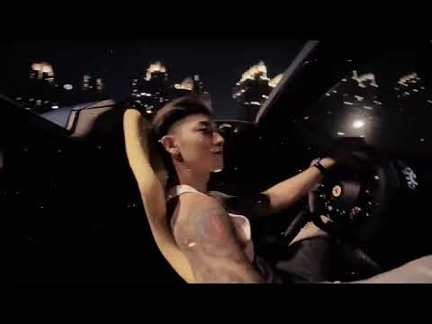 230730 Z.TAO Douyin: If you see a blue and yellow convertible in Beijing, it must be me| 黄子韬抖音更新