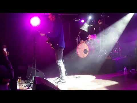 Milo Meskens - Let You Go (live in Antwerp)