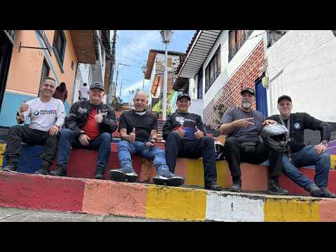 Desde el Eje Cafetero hasta el Cairo Valle en Moto