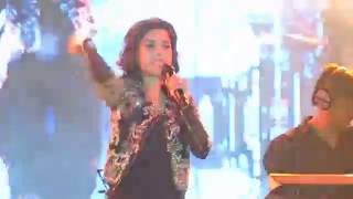 Dhoom Machale Live By Sunidhi Chouhan