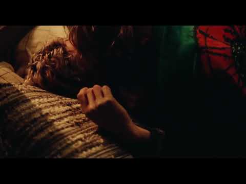 Euphoria 2x04 Kissing Scenes