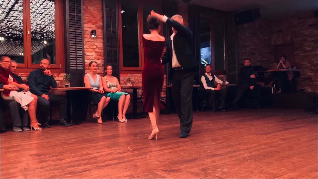 Joanna Jabłońska & Piotr Bochiński milonga Cascabelito 4/4