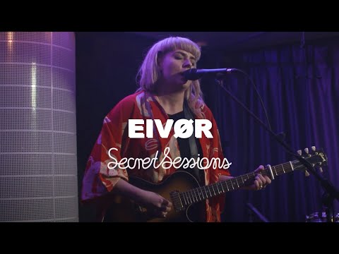 Eivør - Famous Blue Raincoat I Secret Sessions