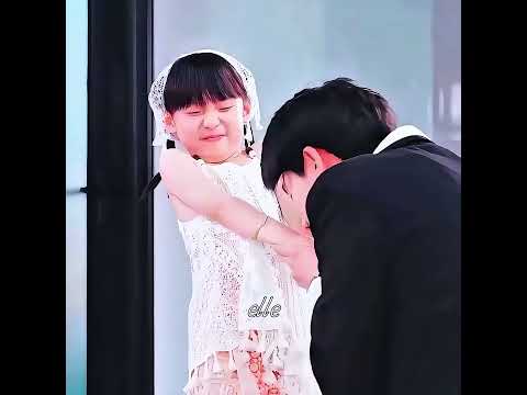 Sa voiture jouet était même plus rapide qu’une voiture de sport de luxe.  #shots  #shortvideo #drama