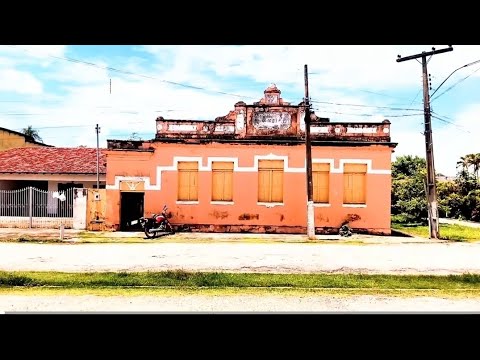 Casarão antigo em São Domingos de Goiás 