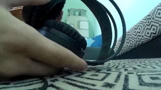 Video thumbnail for AKG K511 Headphones unboxing by jasonplay