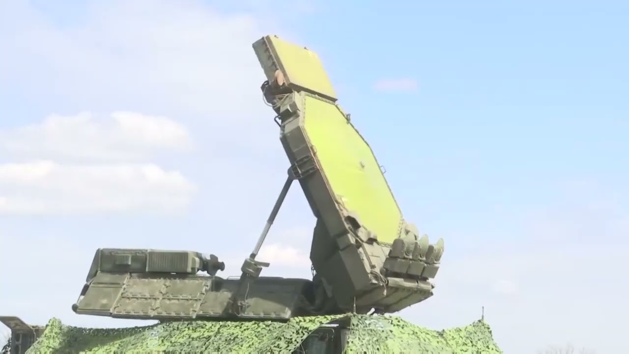 The use of a promising radar station and the S 300V anti aircraft missile system