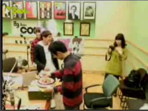 [030409] Hyukjae birthday celebration