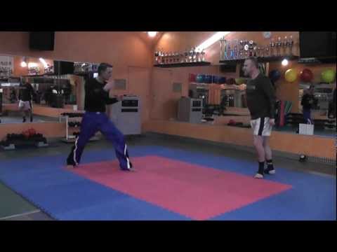 KTSF #II 03 Kickboxtechniken - Kniestoss - Kampfschule Sugambrer Fightclub Würzburg