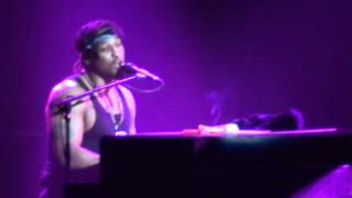 D'Angelo - Spanish Joint - Me And Those Dreamin' Eyes Of Mine - Paris Zénith 2012