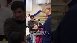 Diputado Sergio Enríquez de UNE llegó tarde a fiscalizar comedor social en Patzún