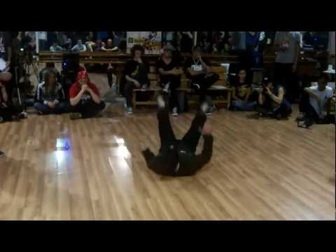 RED_BRIDGE_BATTLE 2012.. Rocobot momorox vs benzyh ???