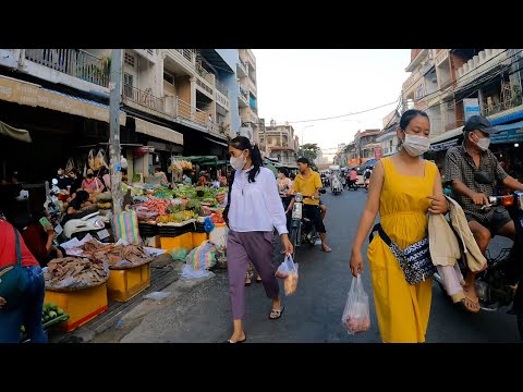 Amazing Street Food in Phnom Penh - Bee, Coconut, Banana, chicken Grill, Fish @Olympic Market
