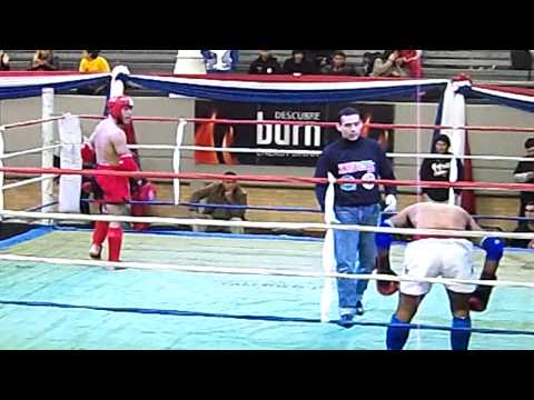 Sulamericano Muay thai ...Aldo villalba 2º raund