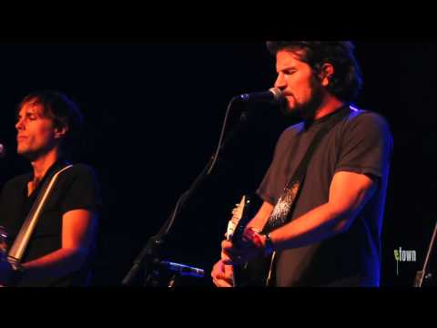 Matt Nathanson - "Modern Love" (eTown webisode 263)