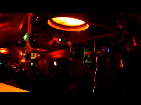 Szimpla Bar - Budapest (timelapse)