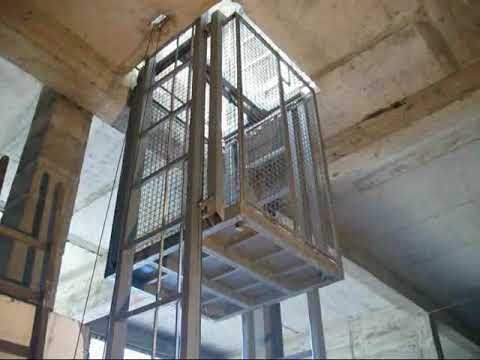 Malo teretni lift u prodavnici auto delova, nosivost: 100kg