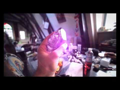 Sender - The Crystals (Official Video)