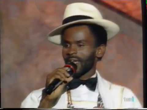 OTI 92 Guinea Ecuatorial - Canto a la fraternidad - Baltasar Nsue