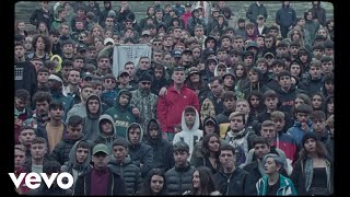 Stay Away Lyrics English Translation