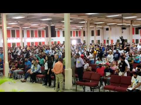 Poderoso llamado al altar en la Iglesia Peniel en Valencia Edo Carabobo