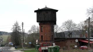 preview picture of video 'Wieża ciśnień i torowisko w Stroniu Śląskim'