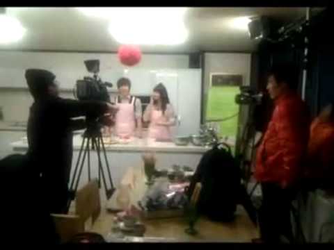 [FANCAM] 101223 WAD 'Romantic Couple' - Girl's Day Yura & UKISS' Soohyun