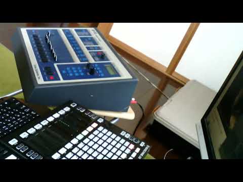 SP12 turboで、ビート組んでみた。