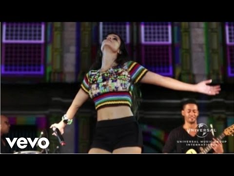 Babado Novo - Eu Piro Quando Você Passa