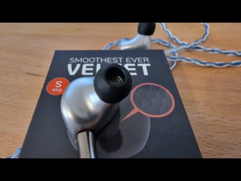 Divinus Velvet Review - Smooth(est)? And groove(est)?