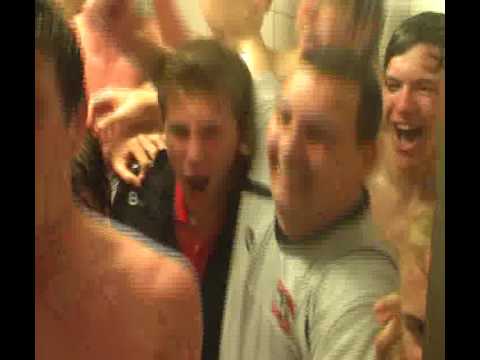 nieuwerkerk B1 kampioen 2009 (douche scene)