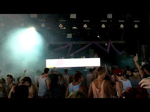 Baby Gee - Summafieldayze 2012 - Gold Coast AU