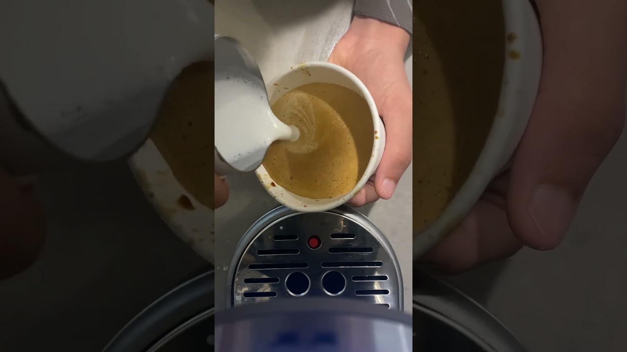 Latte Art Fail 💔 #shorts #coffeelatteart #coffee