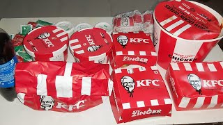 KFC full menu eating challenge| full bucket| Kfc full menu review| kfc entire menu price list India