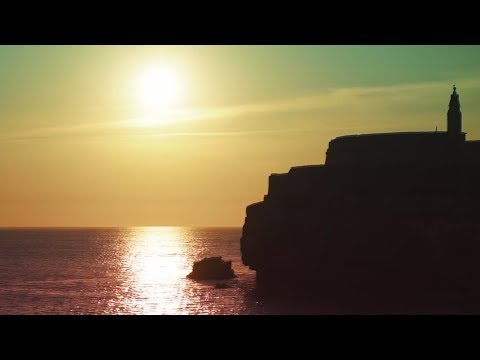 Hens y Delgao - ESTAR AQUÍ 🌴 (Video)