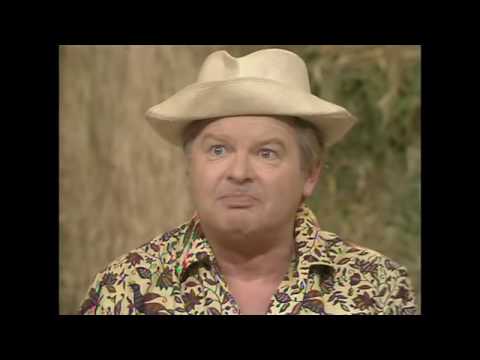 Benny Hill   Beach of Waikiki 1975