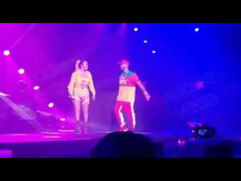 CAROL G ft ANUEL AA // ADVIRTIENDOTE // CONCIERTO