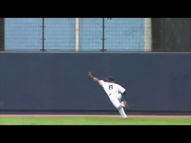 【ファーム】バファローズ・宗 フェンスを恐れないダイビングキャッチ!! 2018/8/21 Bs-H(ファーム)
