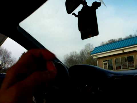 Bobbi and Kelly find random music in her car