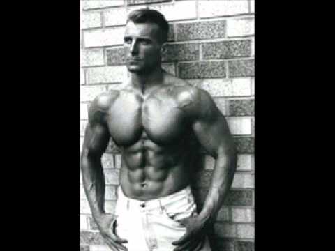 Interview with Tom Venuto, author of Burn The Fat Feed The Muscle