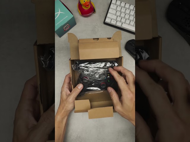 Vídeo relacionado con HyperX Clutch Gladiate mando para Xbox con cable, Botones programables, Conector de Audio de 3.5 mm, Licencia Oficial, Negro