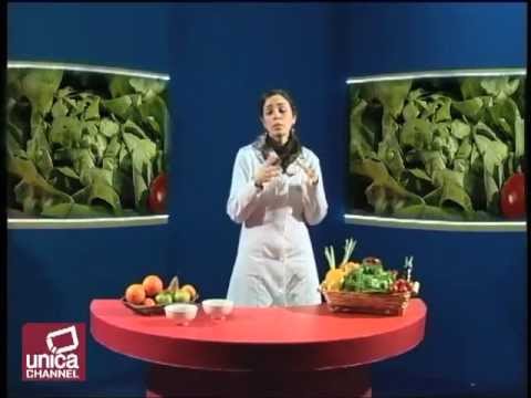 Complimenti ragazza come per eccitare il suo Il fumo e la potenza maschile