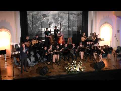 Viniški tamburaši (KUD Oton Župančič Vinica) in Gašper Mihelič - "Predivo je prela"