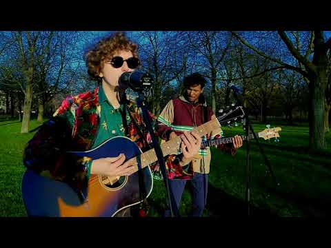 Shine (BalkonBeats außer Haus Session)