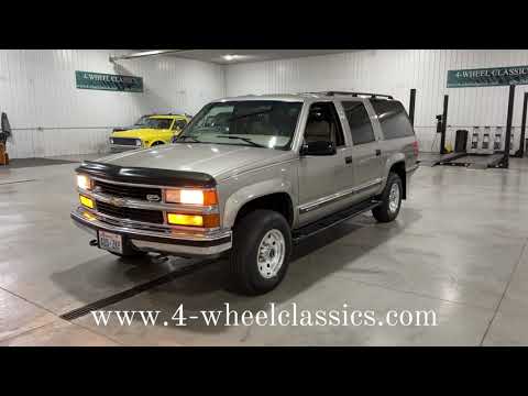 1999 Chevrolet Suburban (CC-2017565) for sale in Holland , Michigan