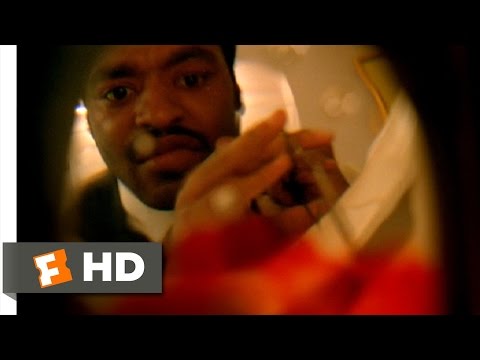 Dirty Pretty Things (1/12) Movie CLIP - Discovering the Heart (2002) HD