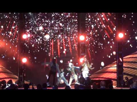 ESCKAZ live in Malta: Julia (The Netherlands) - Around (Dress rehearsal)