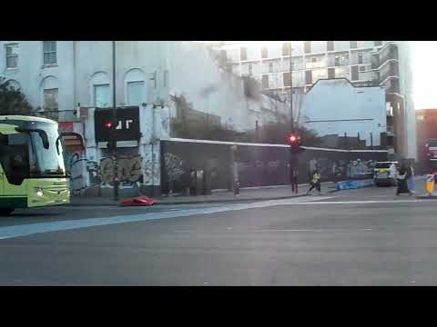 Mercedes Tourismo The Kingsferry (National Express) 53124 (Ex-512) BF68ZFK on A8 at Mile End Station